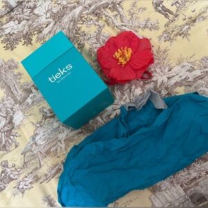 Tieks Box with Flower- NO SHOES INCLUDED